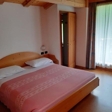 Albergo Scoiattolo Tret Exterior photo